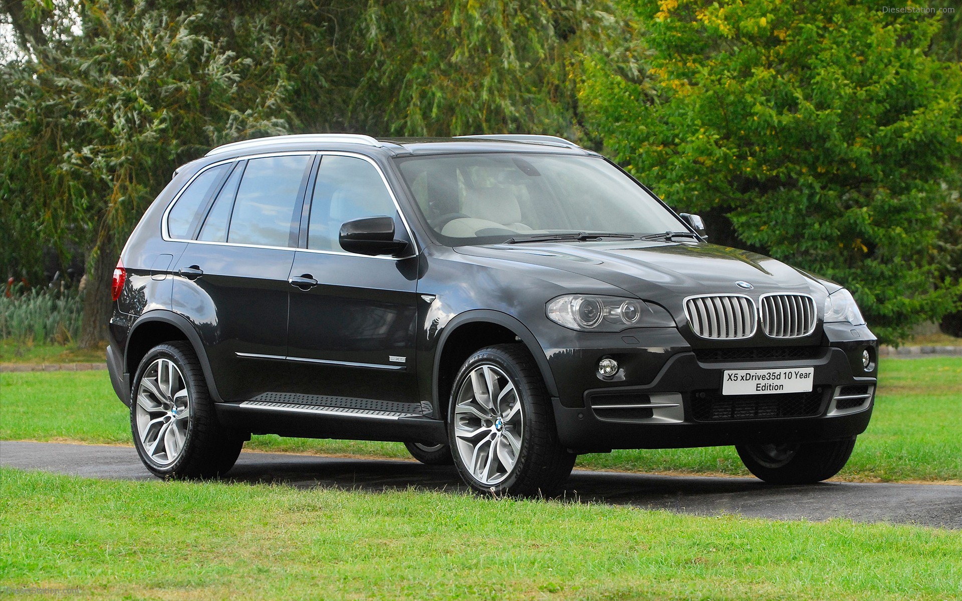 The New BMW X5 xdrive35d 10 Year Edition The New BMW X5 xdrive35d 10 Year Edition