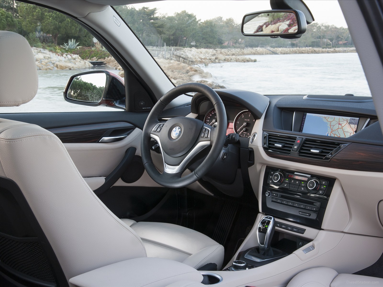BMW X1 2013
