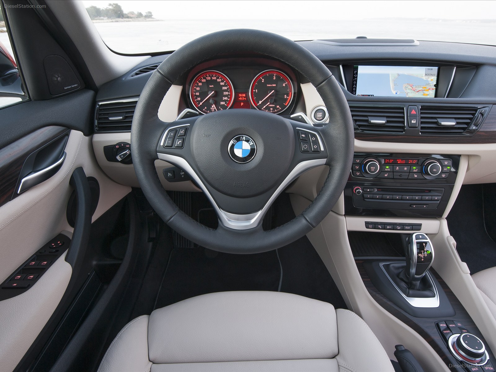 BMW X1 2013