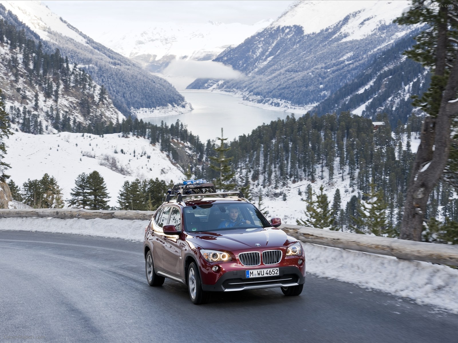 BMW X1 xDrive28i 2011