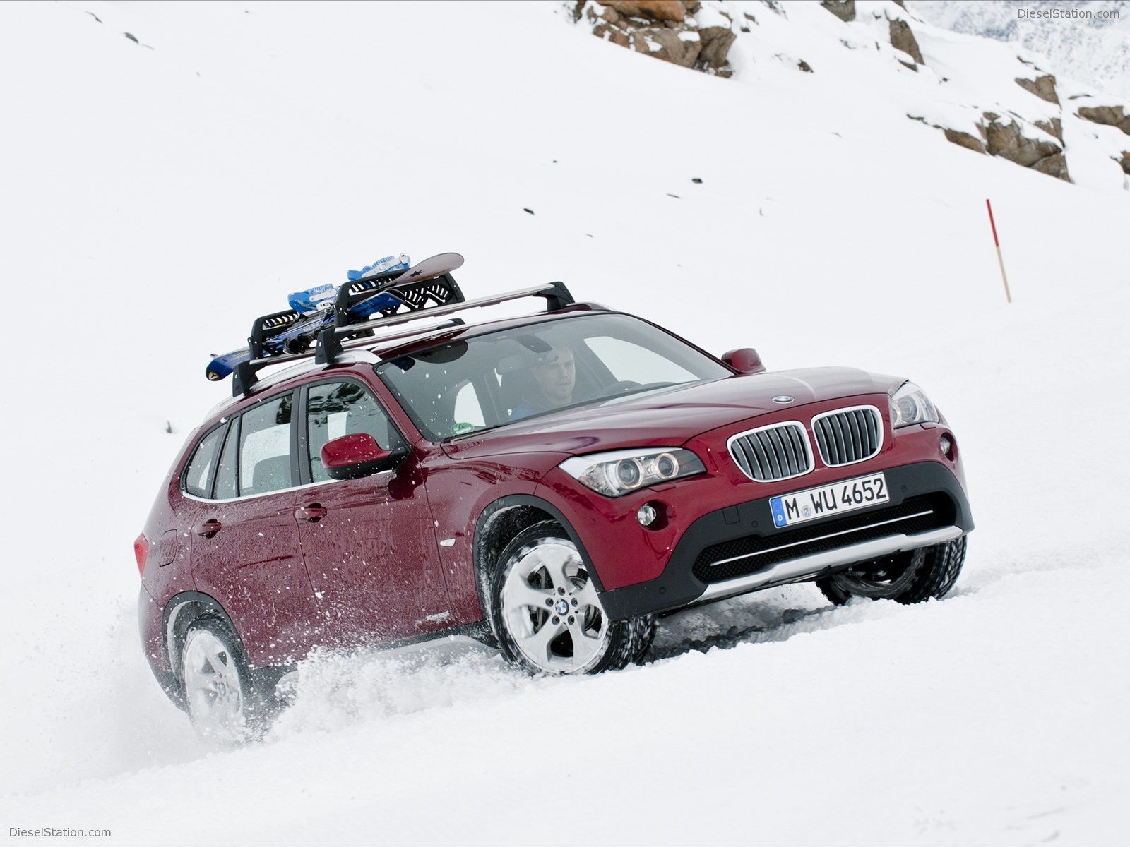 BMW X1 xDrive28i 2011