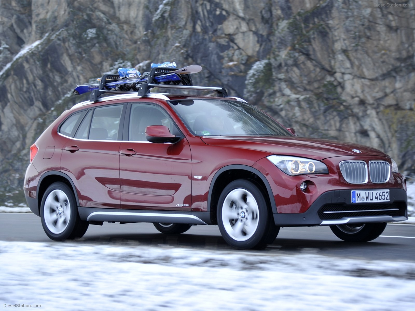 BMW X1 xDrive28i 2011