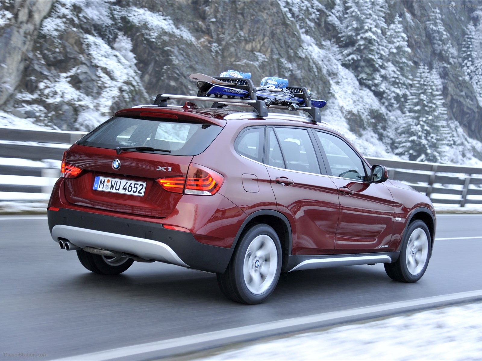 BMW X1 xDrive28i 2011