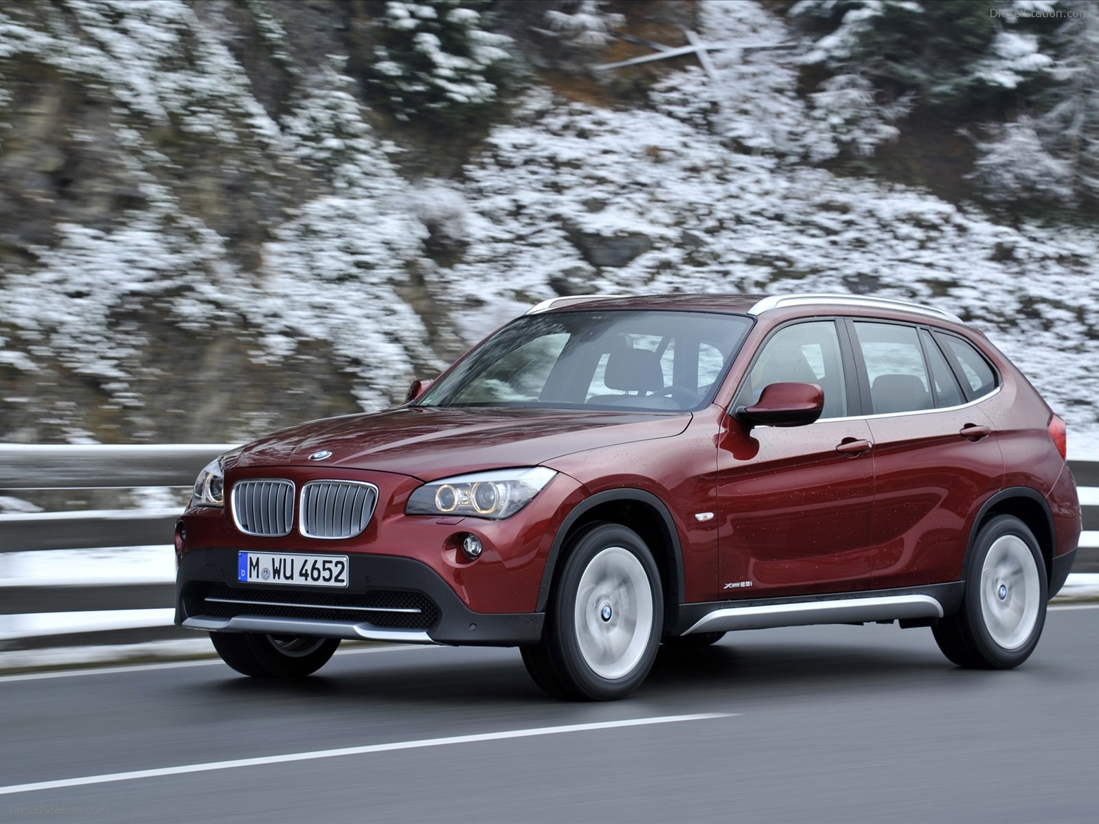 BMW X1 xDrive28i 2011