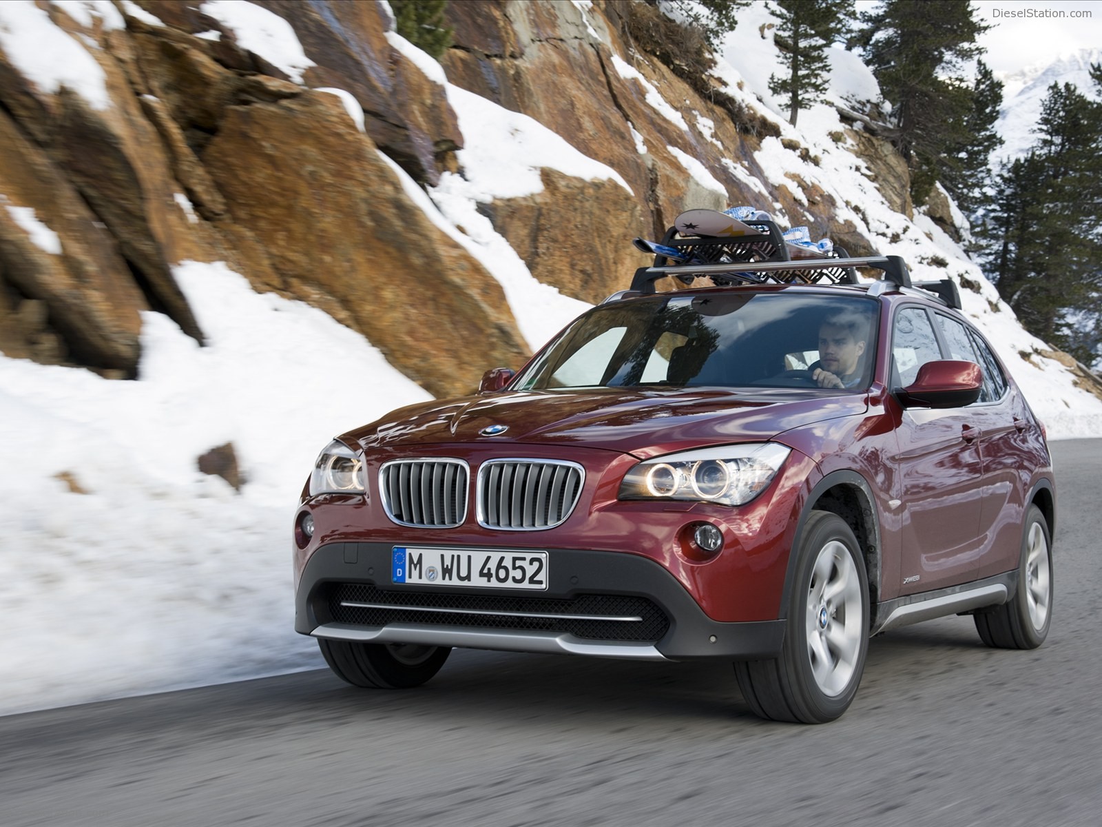 BMW X1 xDrive28i 2011