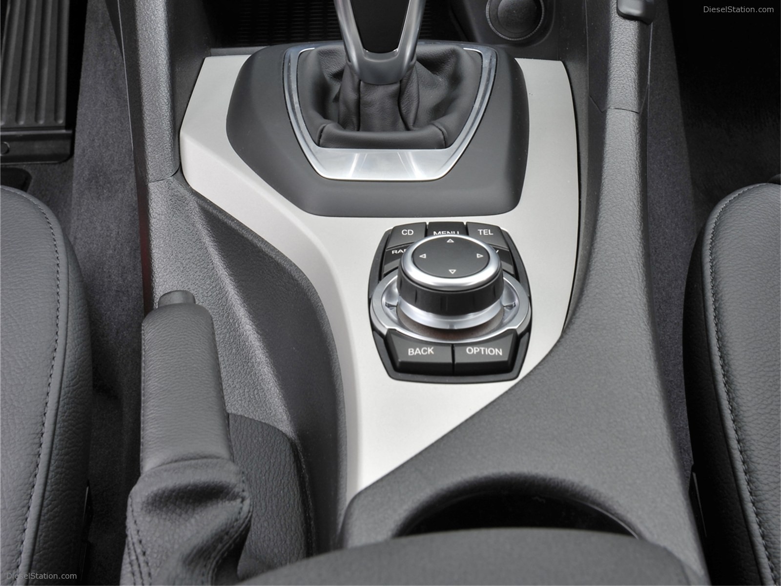 BMW X1 xDrive28i 2011