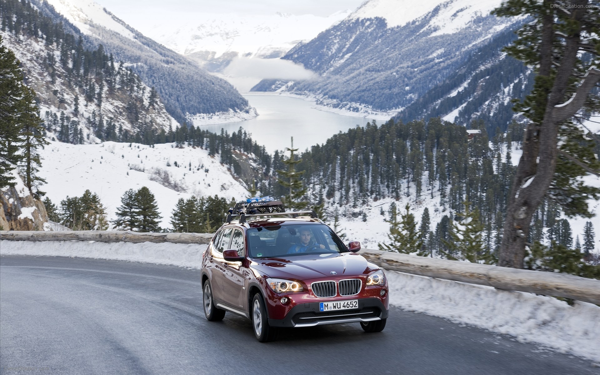 BMW X1 xDrive28i 2011