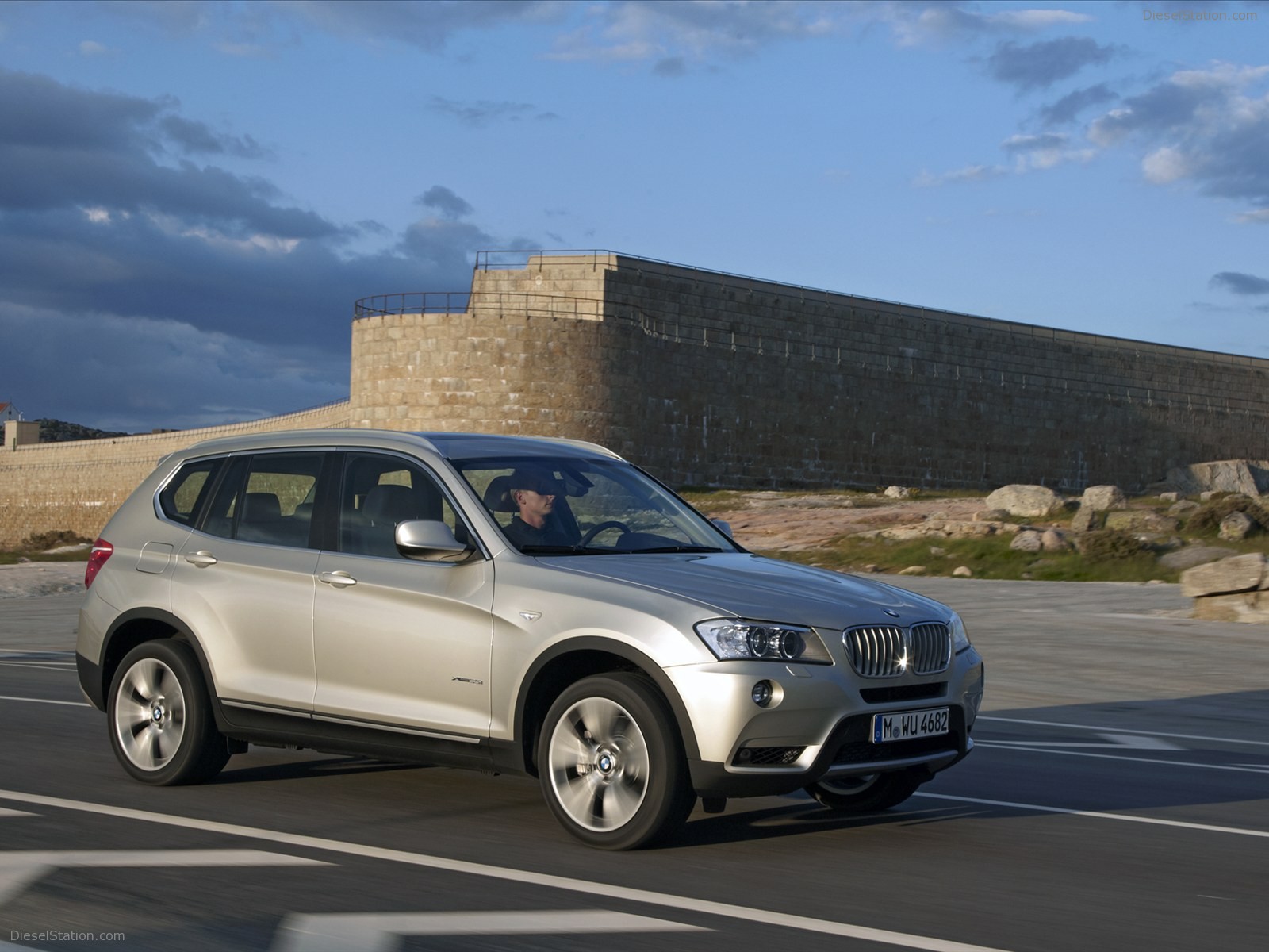 BMW X3 2011