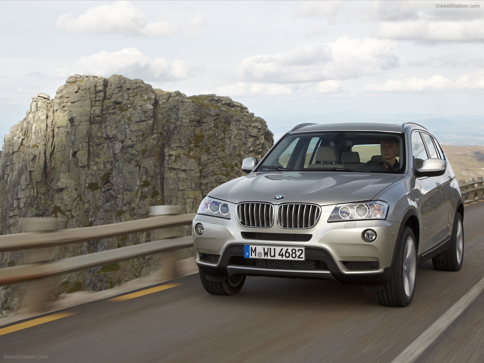 BMW X3 2011