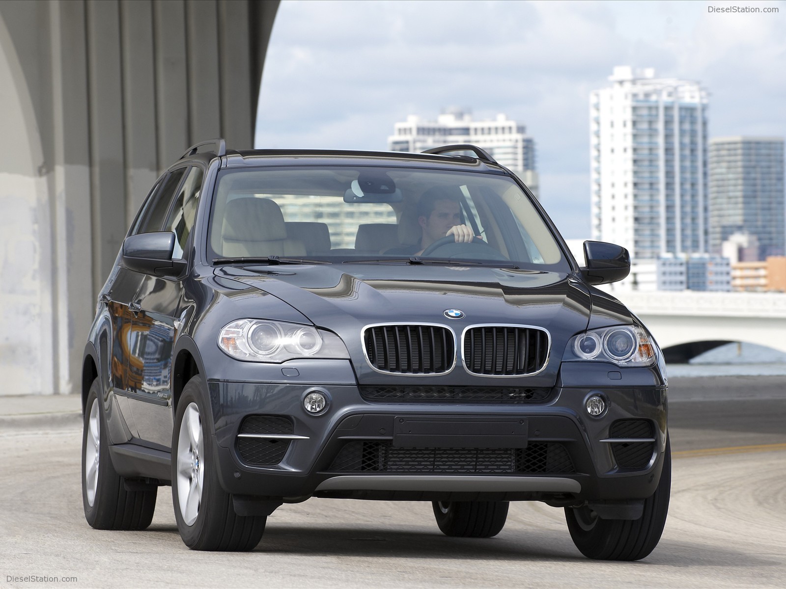 BMW X5 2011