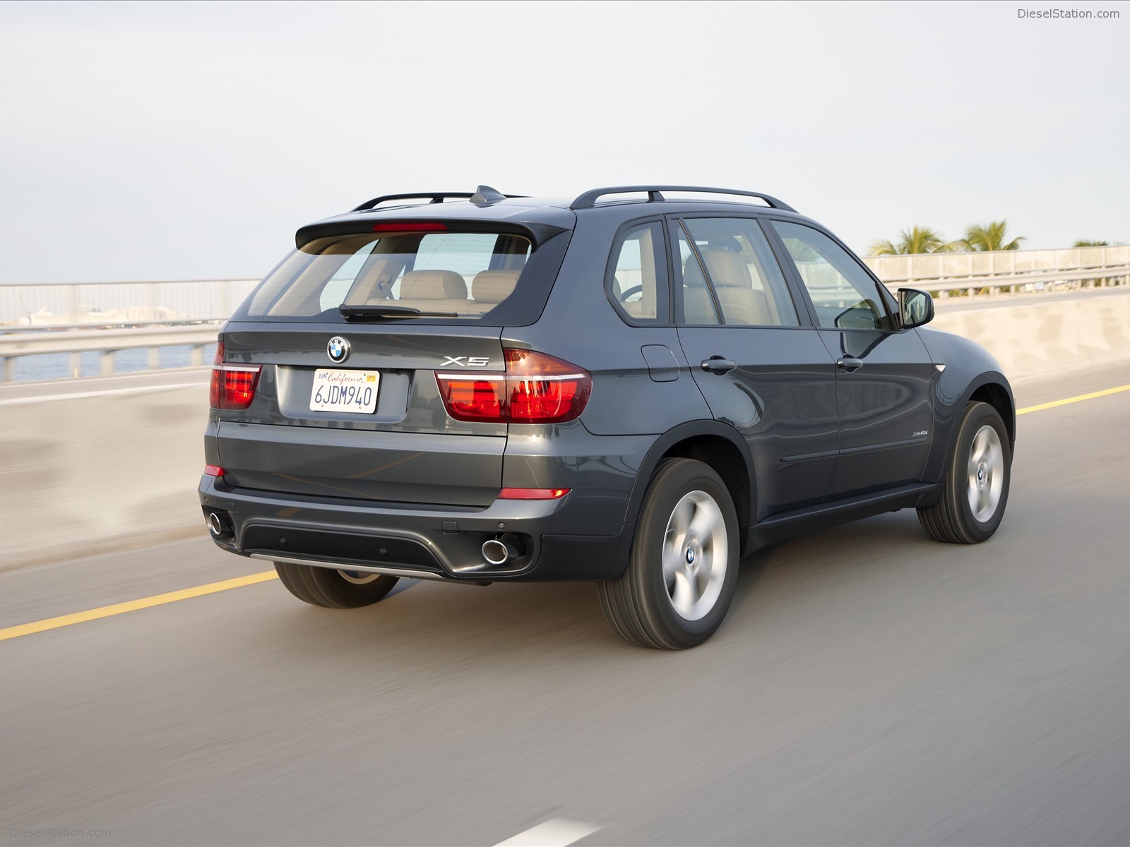 BMW X5 2011