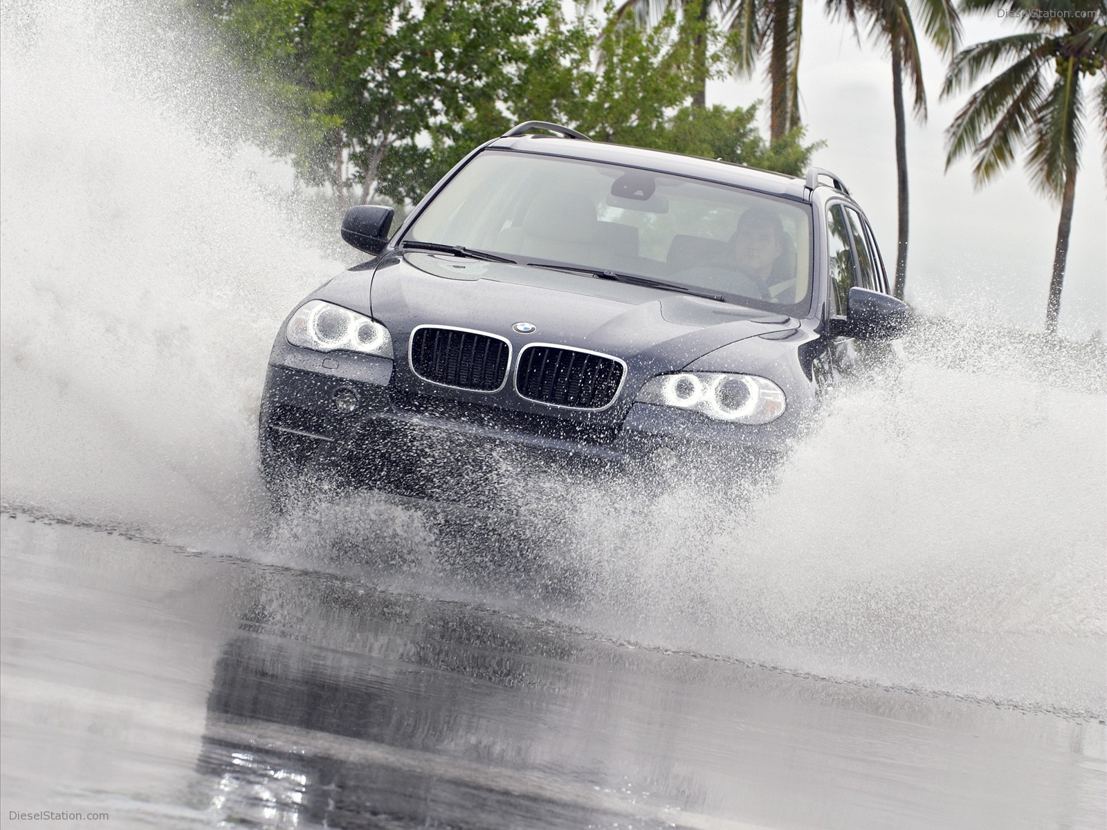 BMW X5 2011