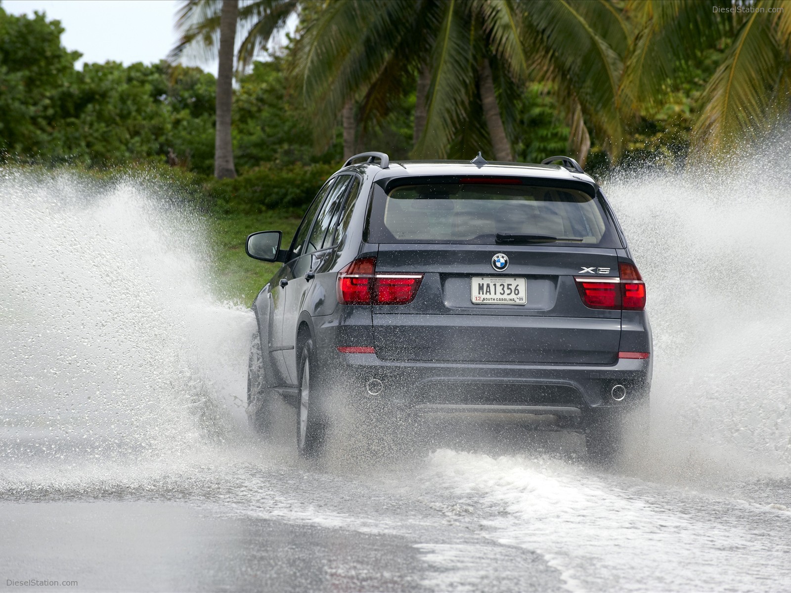 BMW X5 2011