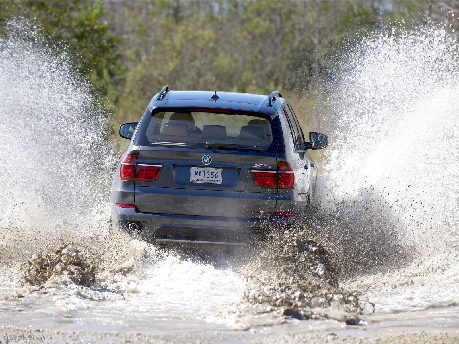 BMW X5 2011