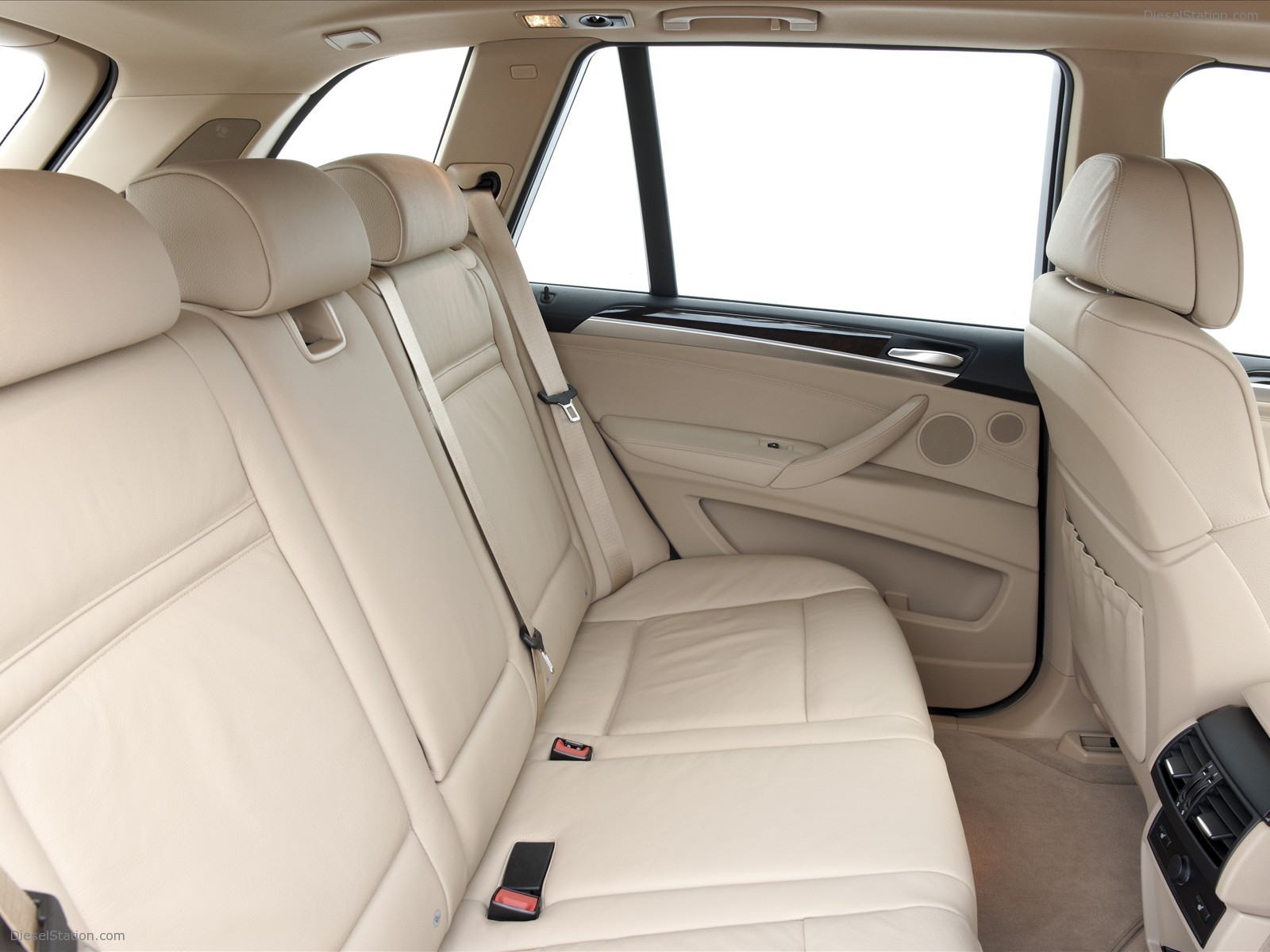 BMW X5 2011