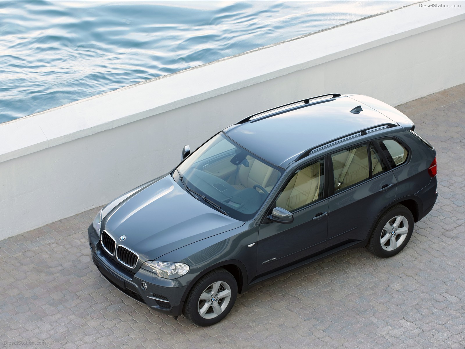 BMW X5 2011