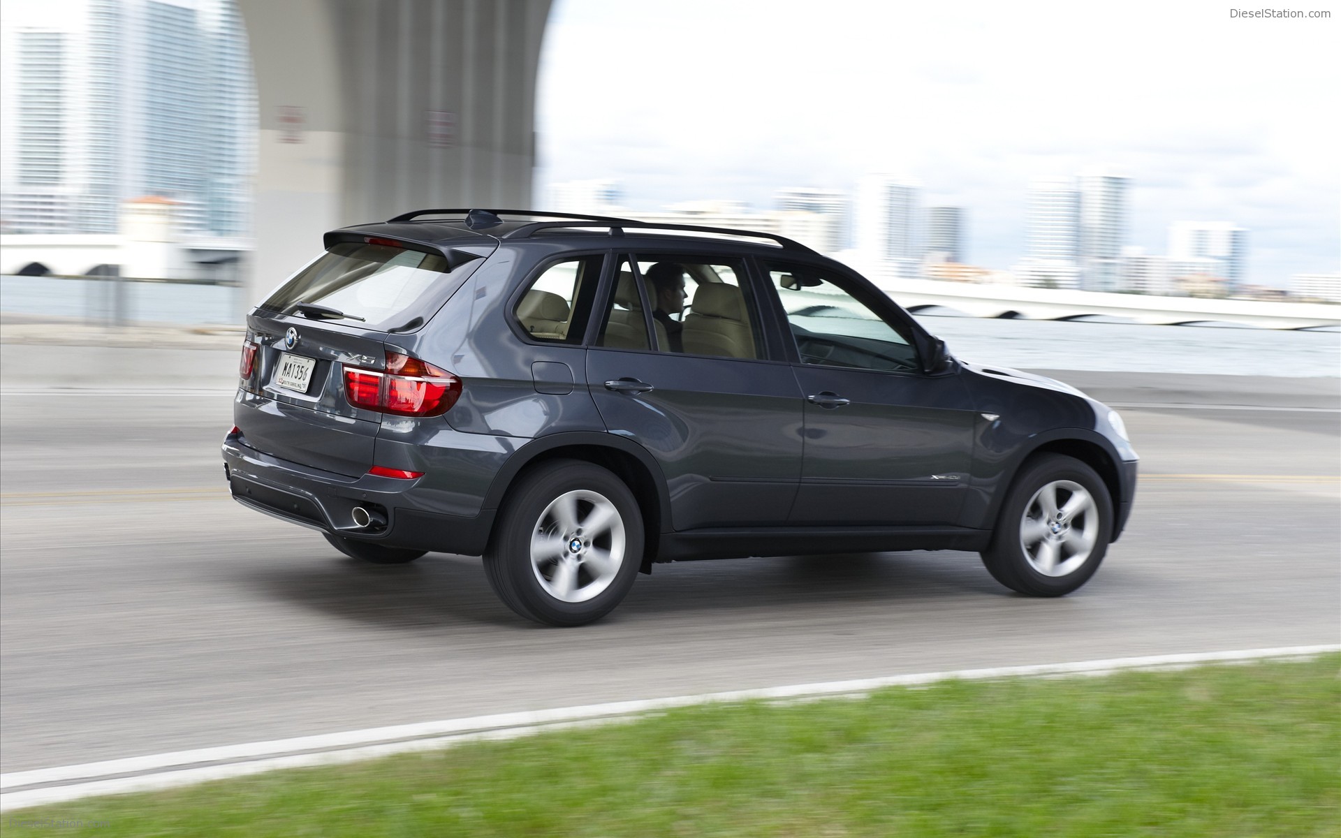 BMW X5 2011