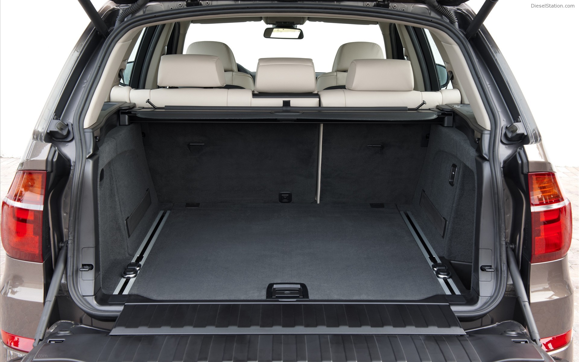 BMW X5 2011