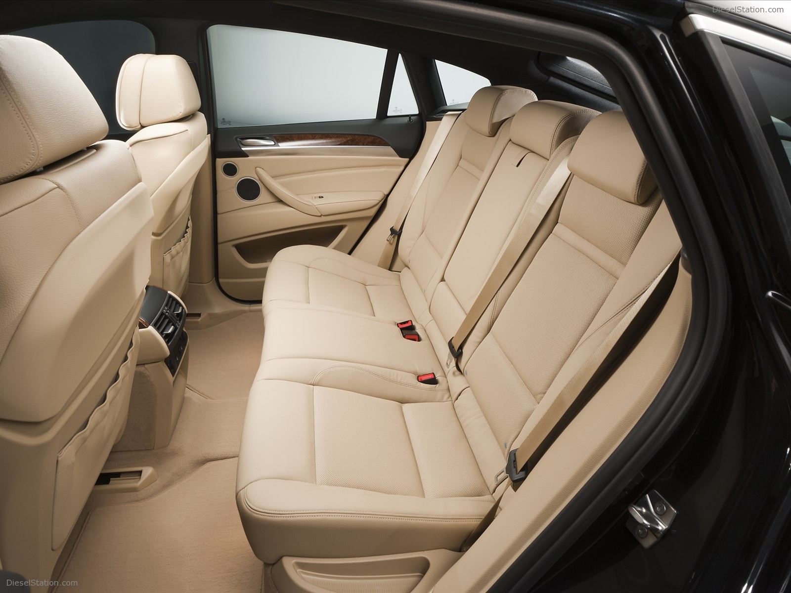 BMW X6 2012