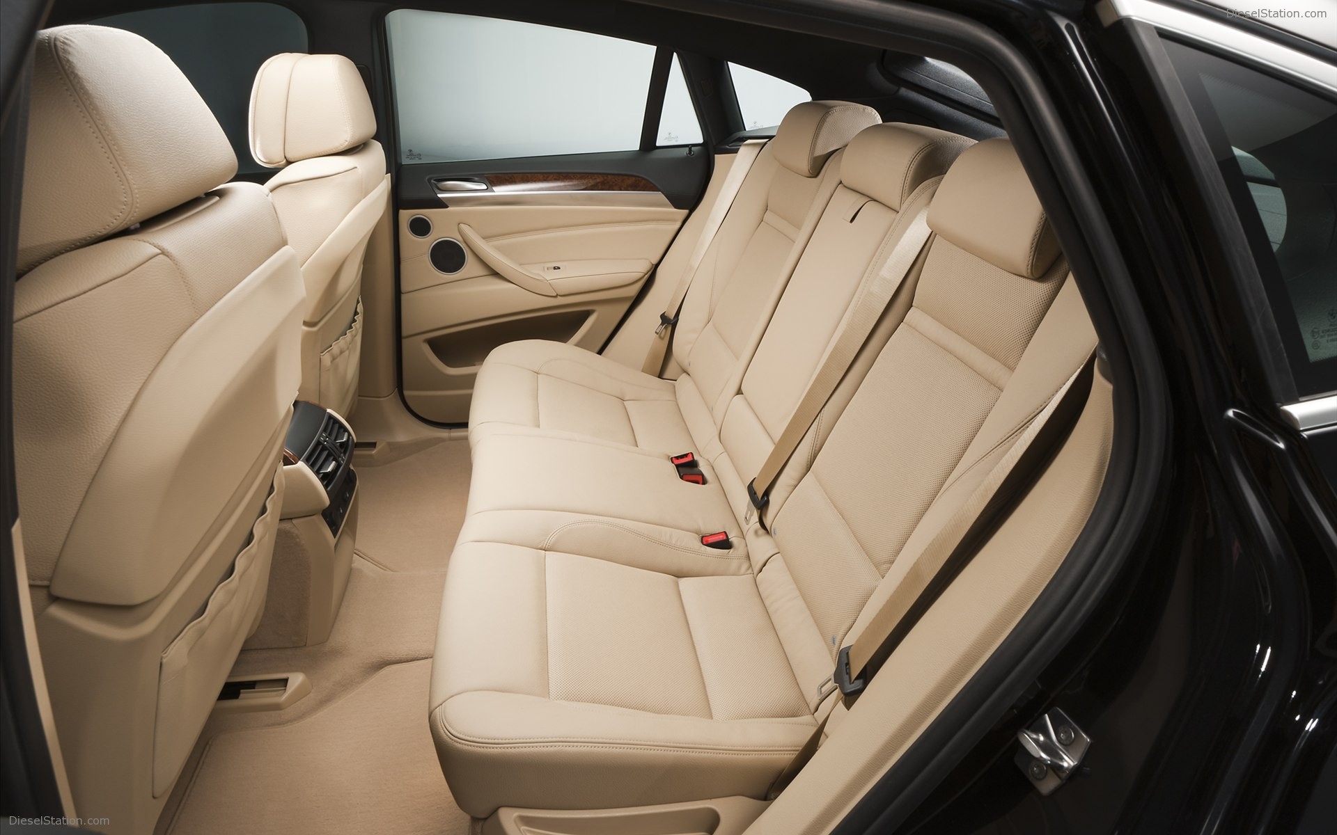 BMW X6 2012