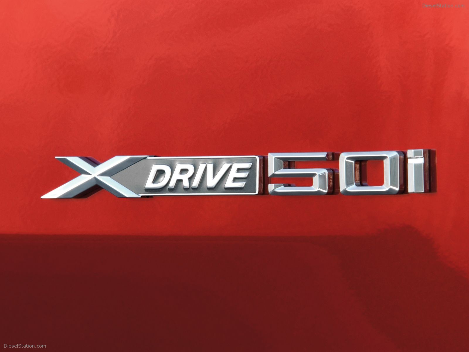 BMW X6 xDrive35i and X6 xDrive50i