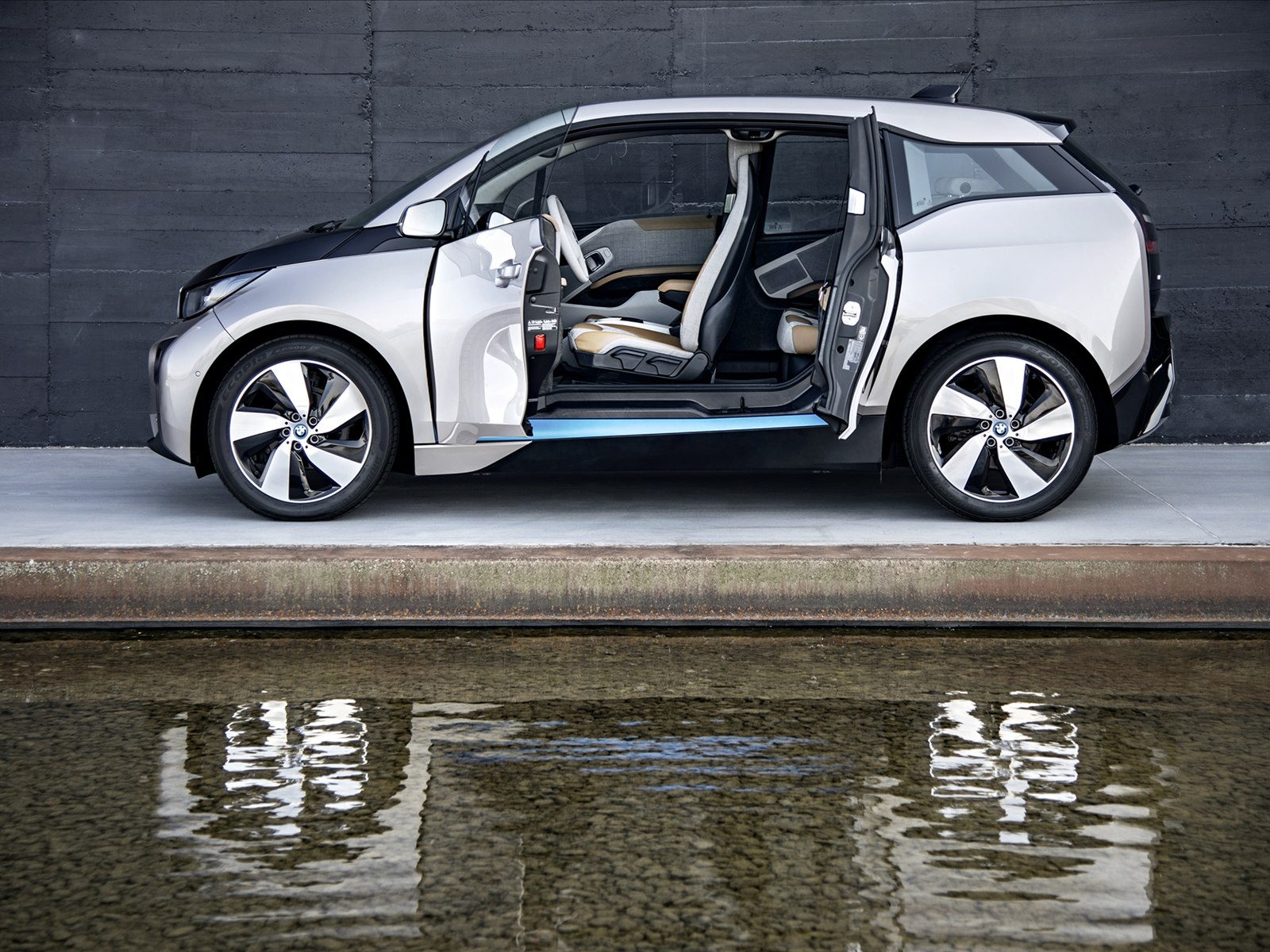 BMW i3 2014