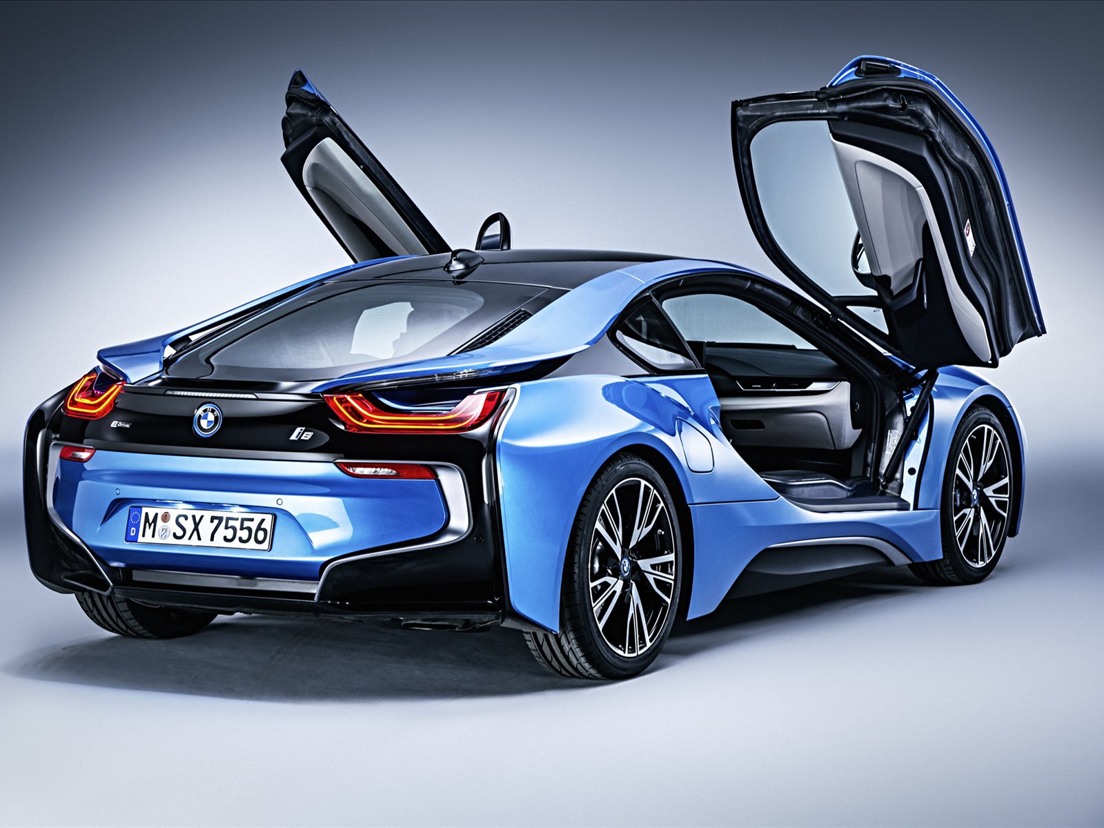 BMW i8 2015