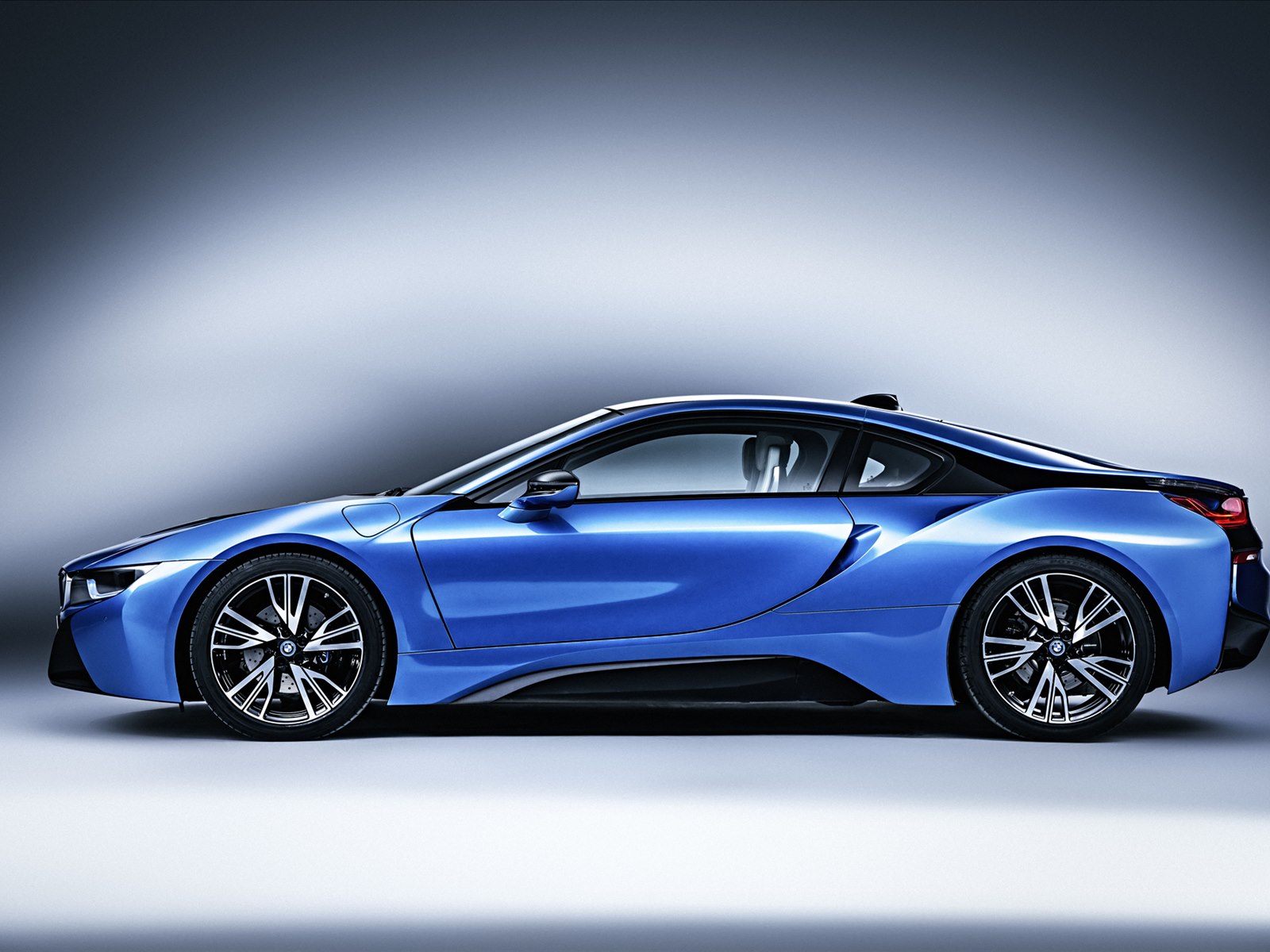 BMW i8 2015