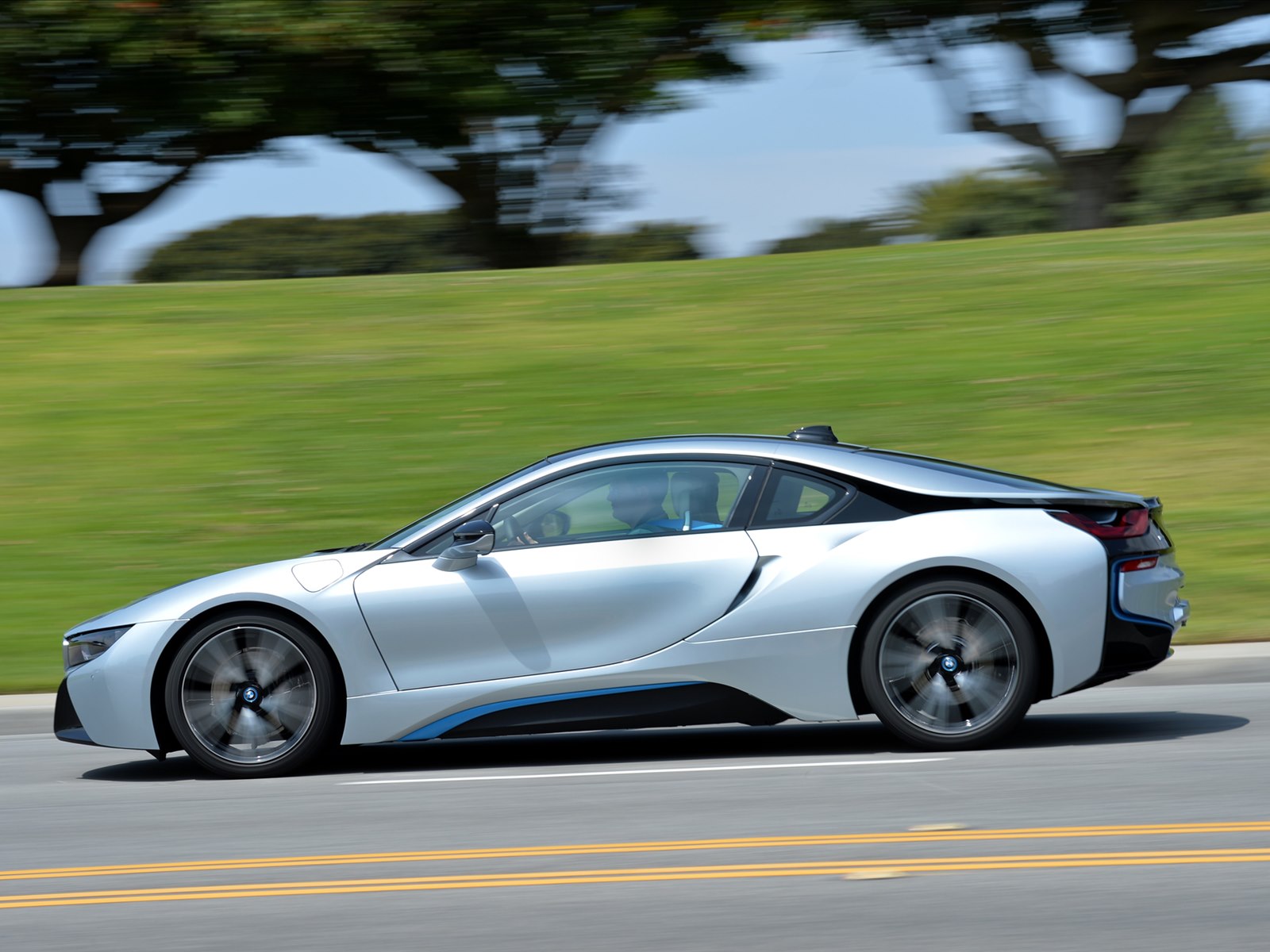 BMW i8 2015