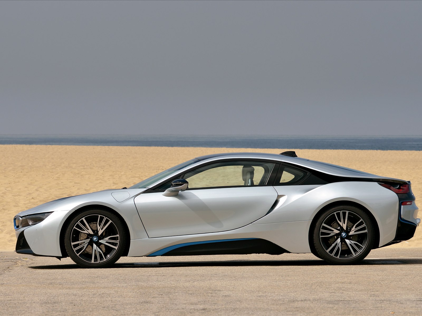 BMW i8 2015