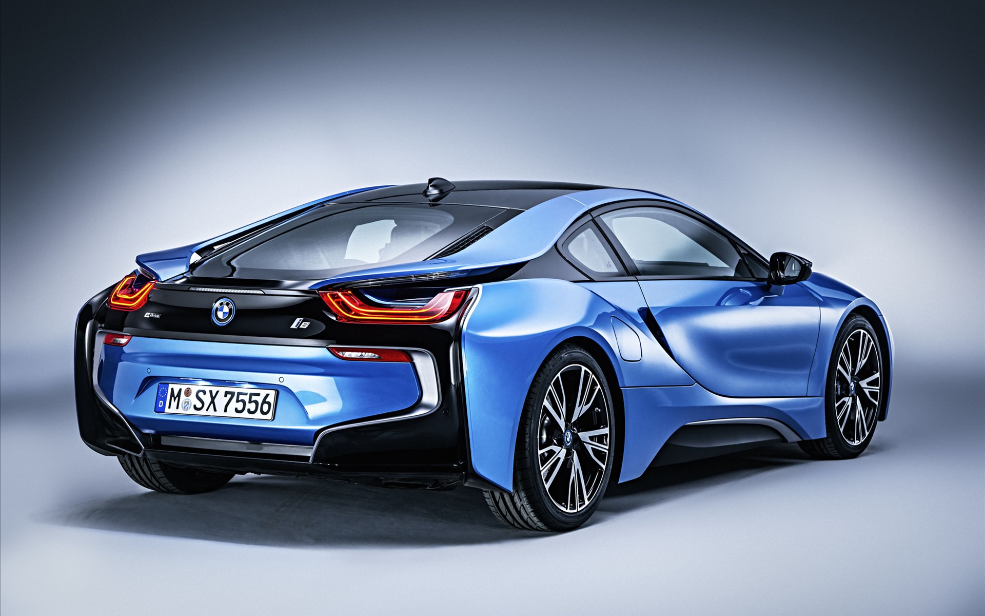 BMW i8 2015