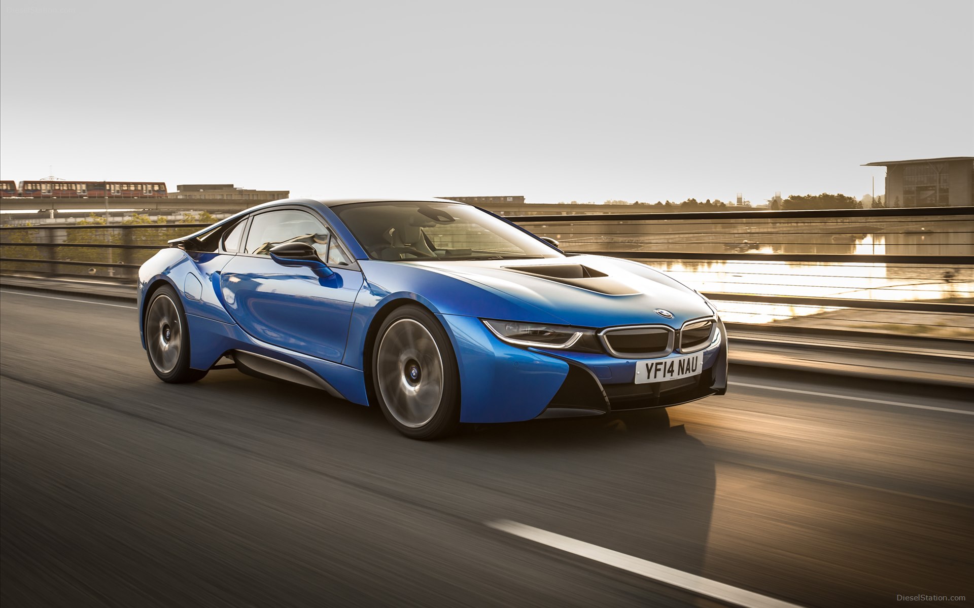 BMW i8 2015