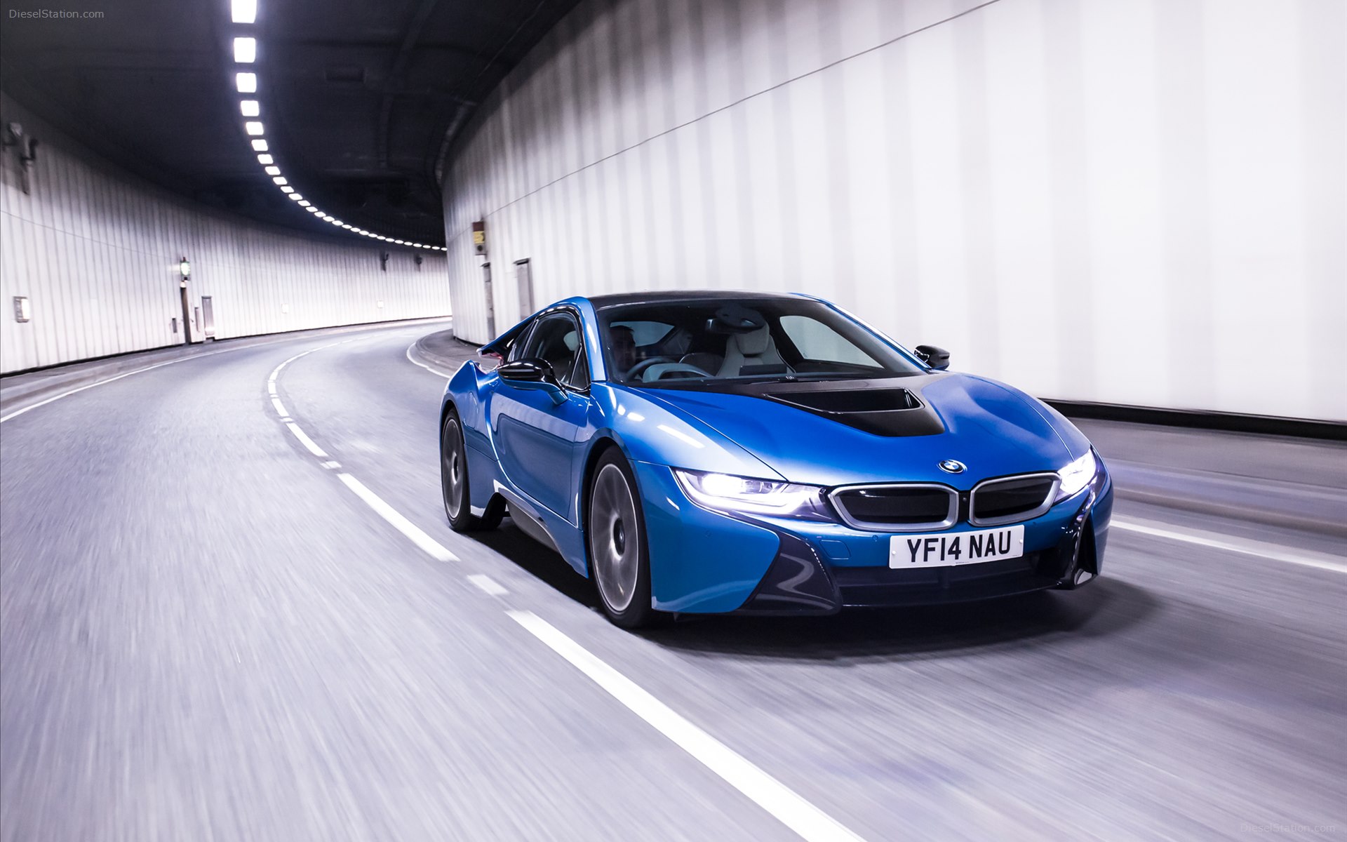 BMW i8 2015