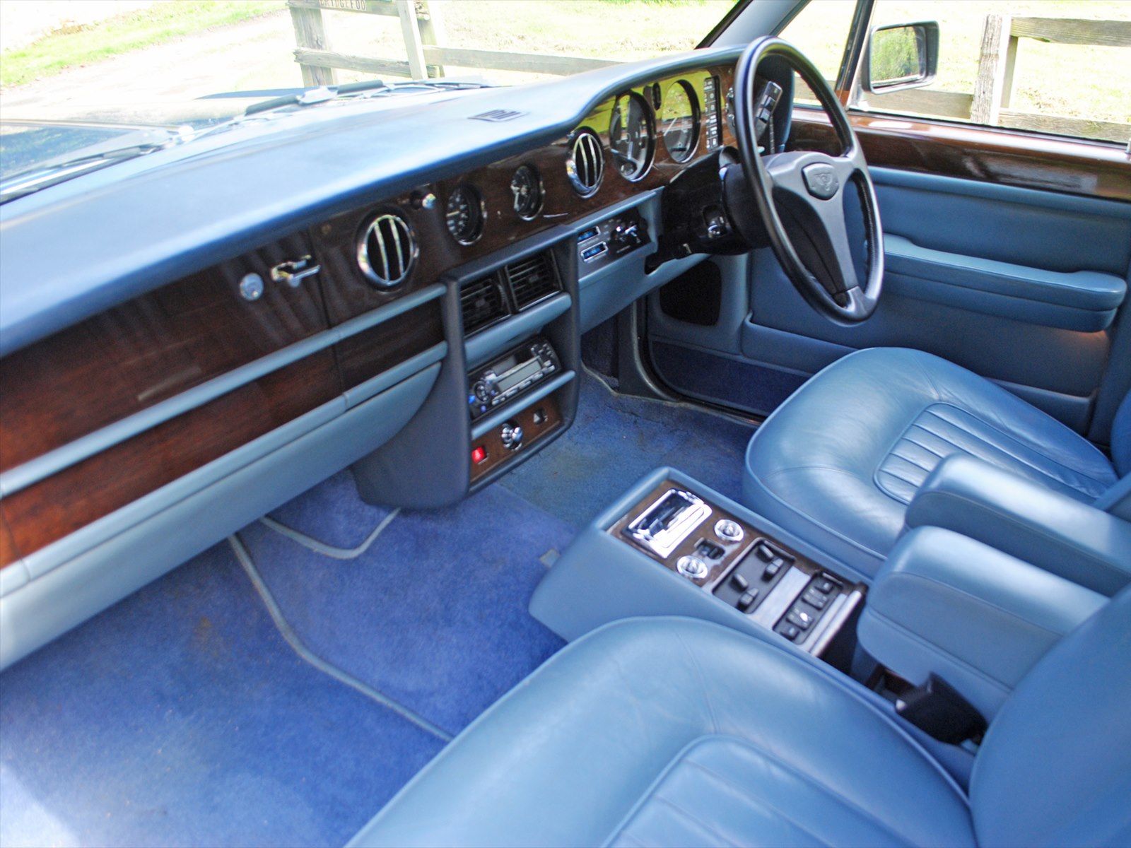 Bentley 8 1987