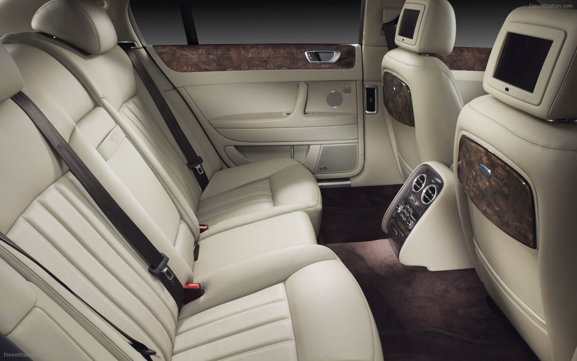 Bentley Continental Flying Spur Speed