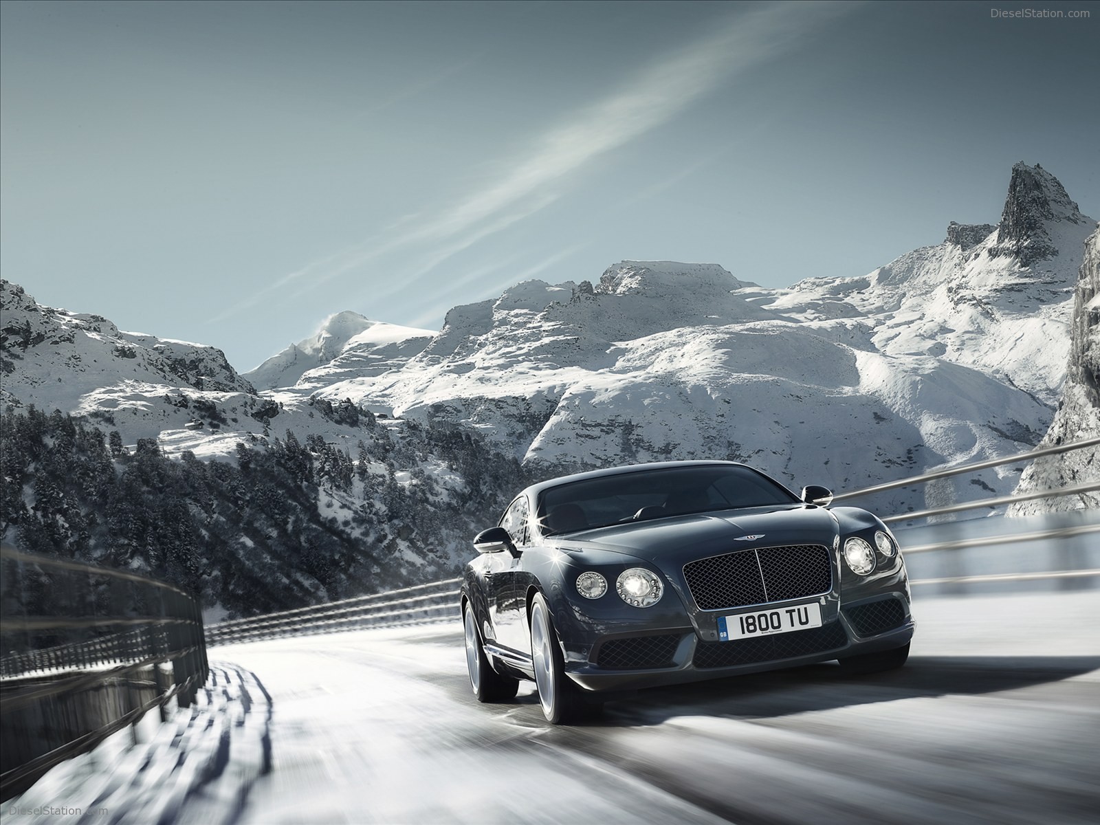 Bentley Continental GT V8 2012