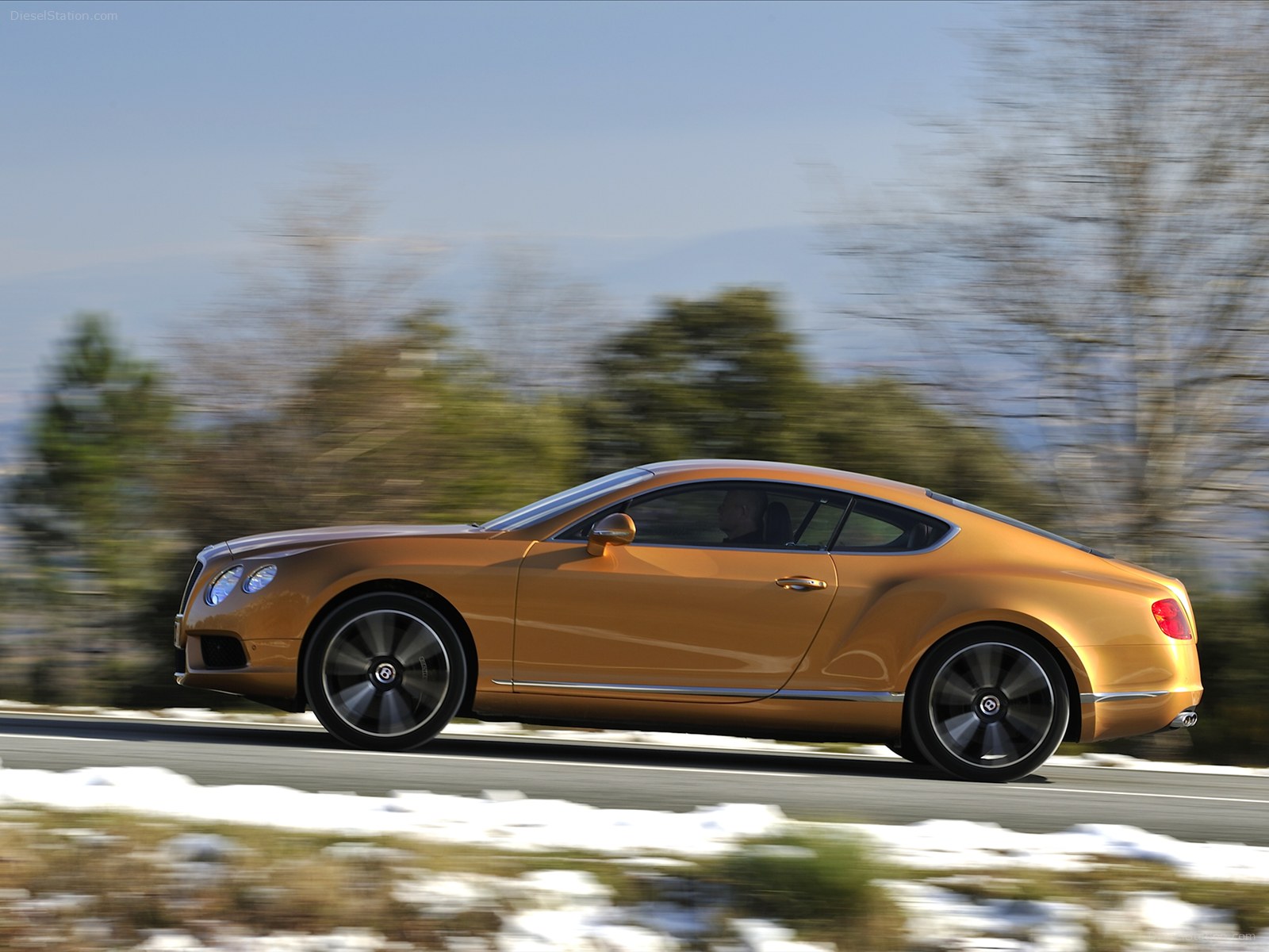 Bentley Continental GT V8 2012