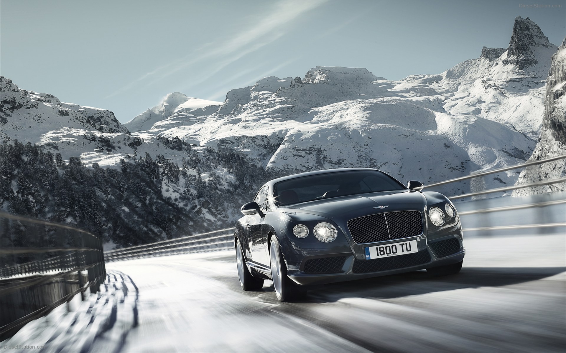 Bentley Continental GT V8 2012