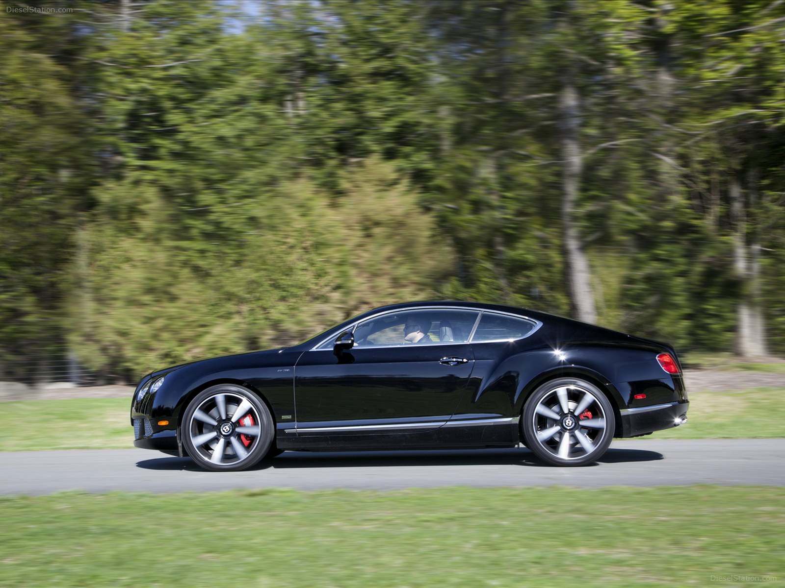 Bentley Continental GT W12 Le Mans Edition 2014 Bentley Continental GT W12 Le Mans Edition 2014