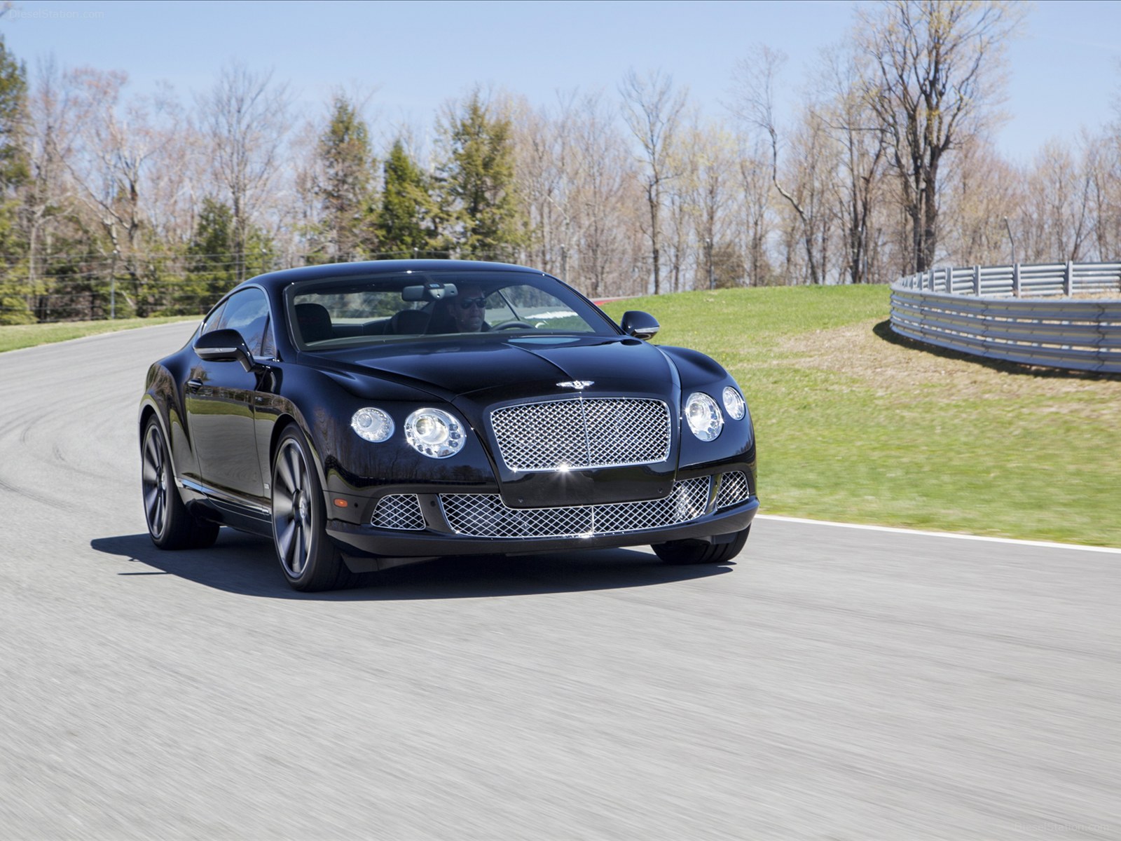 Bentley Continental GT W12 Le Mans Edition 2014 Bentley Continental GT W12 Le Mans Edition 2014