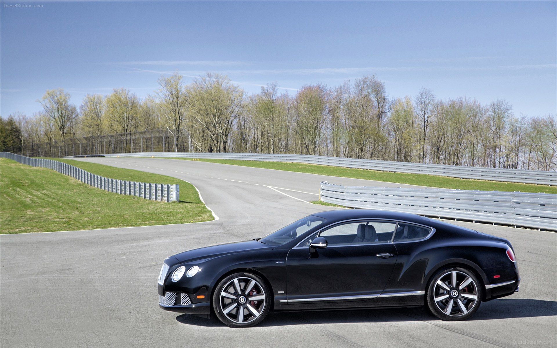 Bentley Continental GT W12 Le Mans Edition 2014 Bentley Continental GT W12 Le Mans Edition 2014