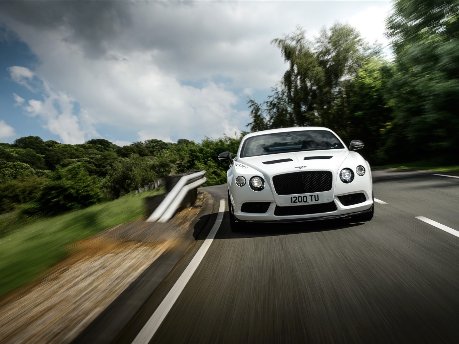 Bentley Continental GT3-R 2015