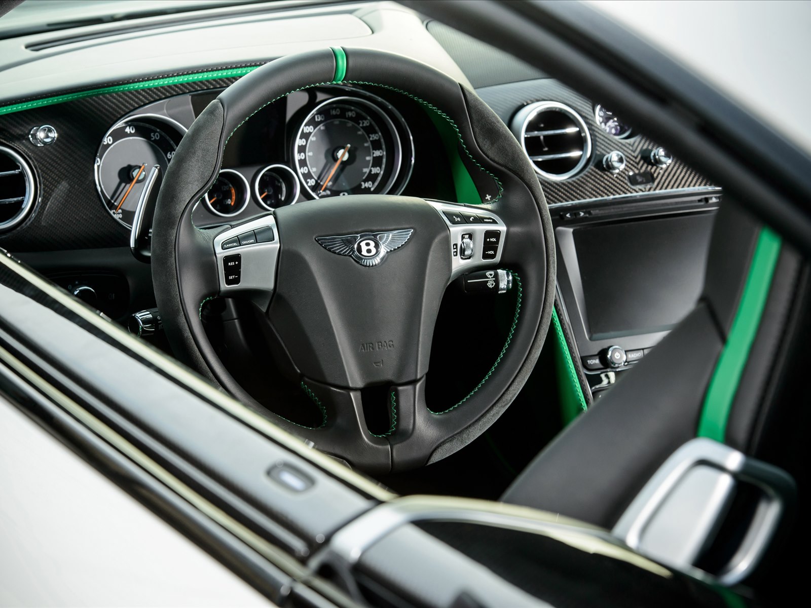 Bentley Continental GT3-R 2015