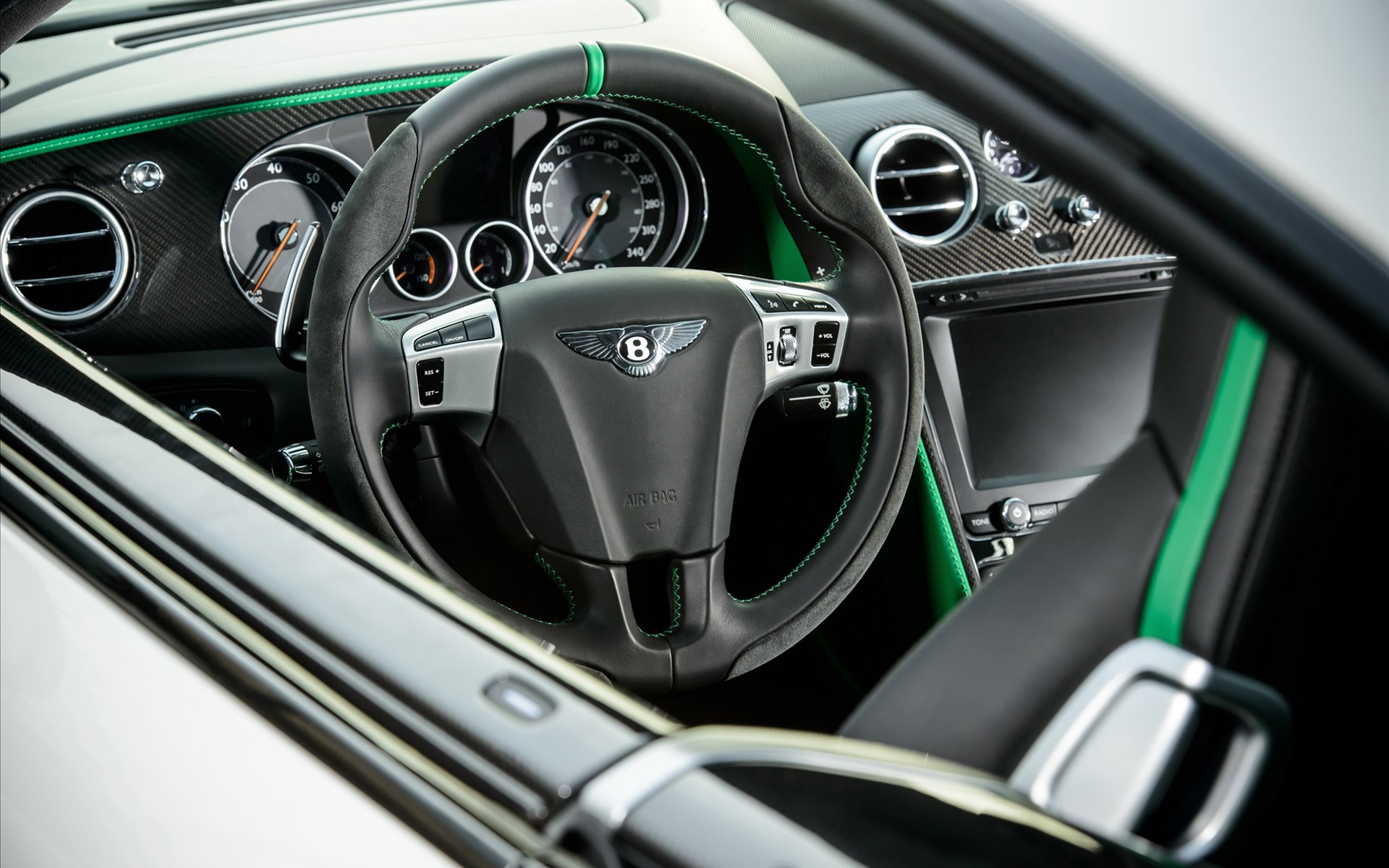 Bentley Continental GT3-R 2015