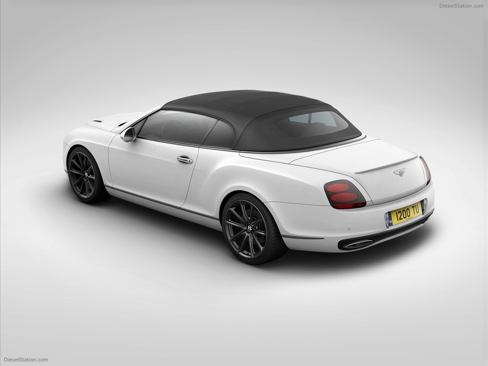 Bentley Continental SuperSports Ice Speed Record Convertible 2012 Bentley Continental SuperSports Ice Speed Record Convertible 2012