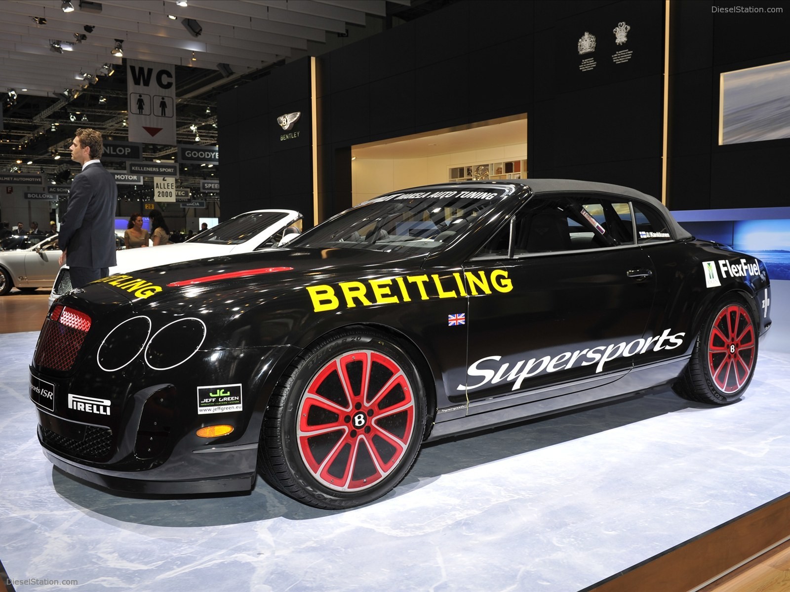Bentley Continental SuperSports Ice Speed Record Convertible 2012 Bentley Continental SuperSports Ice Speed Record Convertible 2012