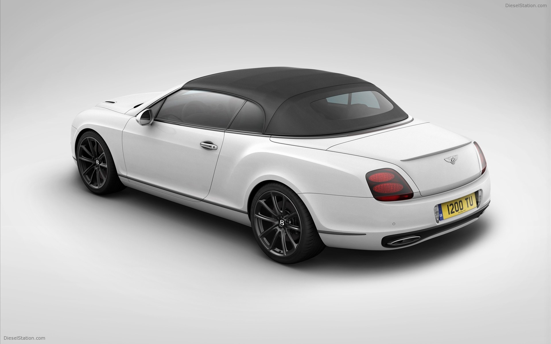 Bentley Continental SuperSports Ice Speed Record Convertible 2012 Bentley Continental SuperSports Ice Speed Record Convertible 2012