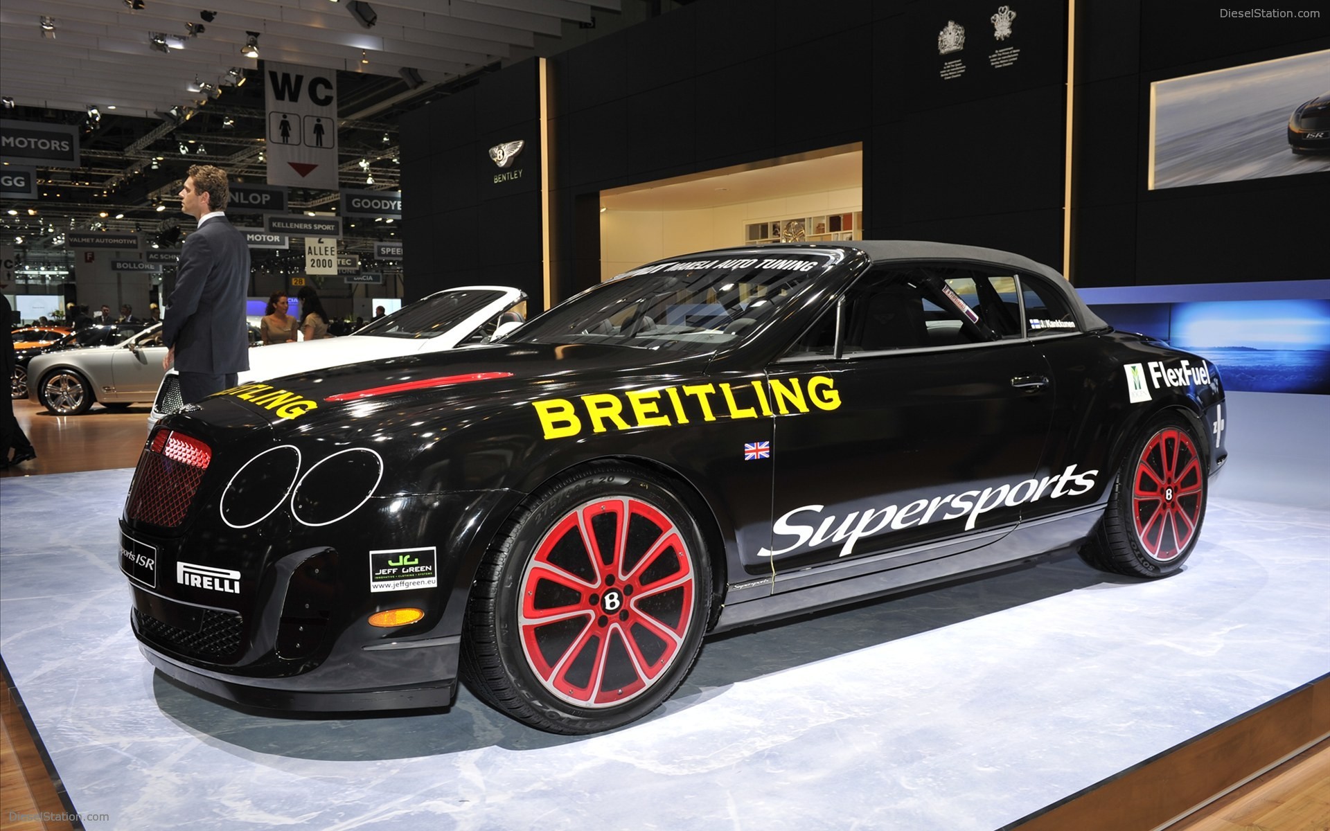 Bentley Continental SuperSports Ice Speed Record Convertible 2012 Bentley Continental SuperSports Ice Speed Record Convertible 2012