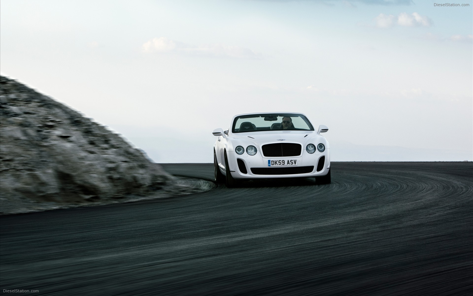 Bentley Continental Supersports Convertible 2011 Bentley Continental Supersports Convertible 2011