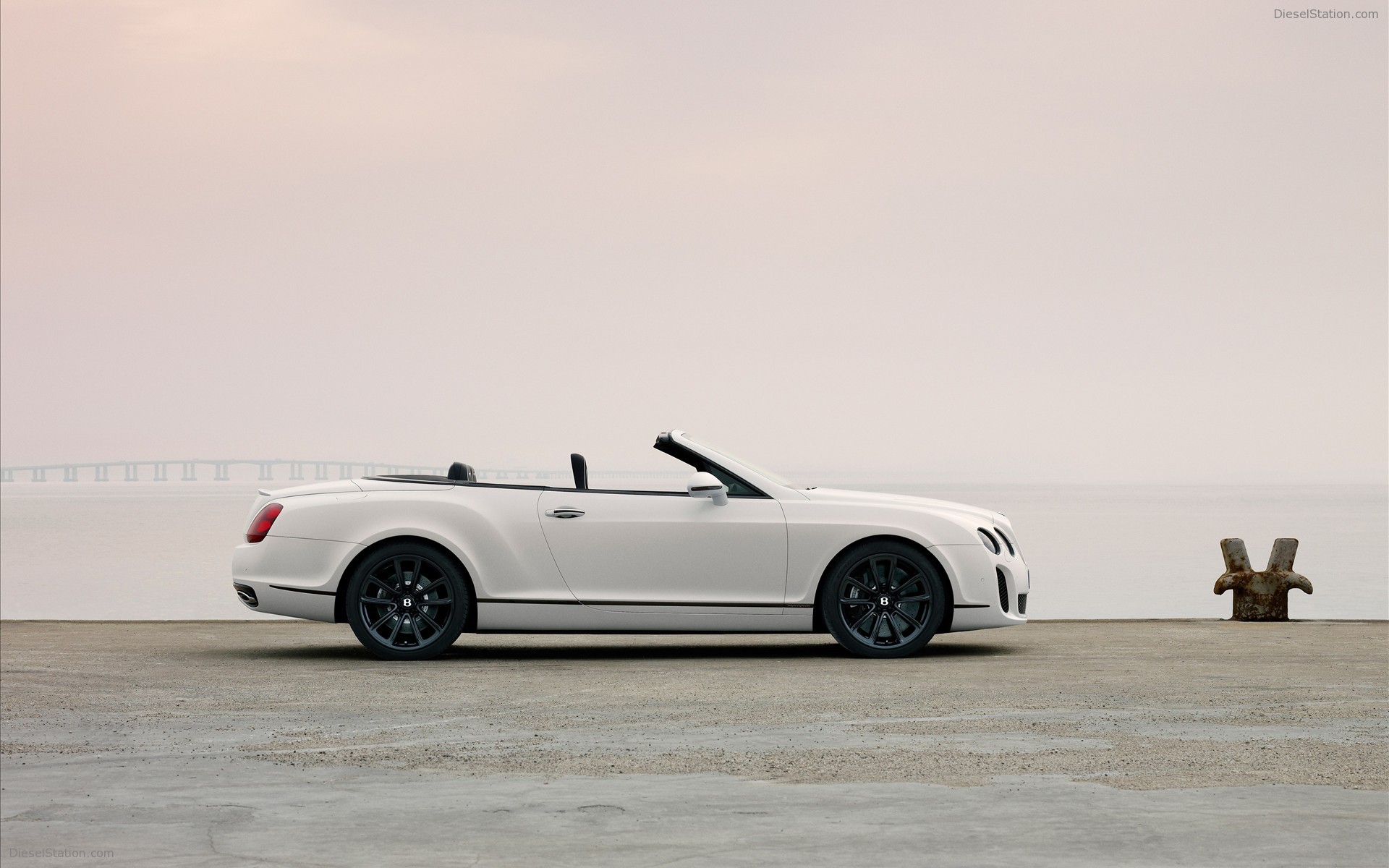 Bentley Continental Supersports Convertible 2011 Bentley Continental Supersports Convertible 2011